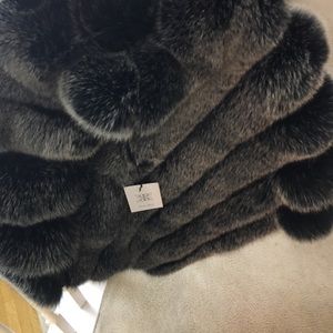 Brand New Fox Poncho, NWT,Org Finland,blk/white